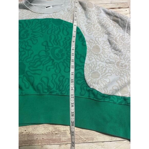 Nike Green and Cream Sweatshirt - Picture 6 of 7